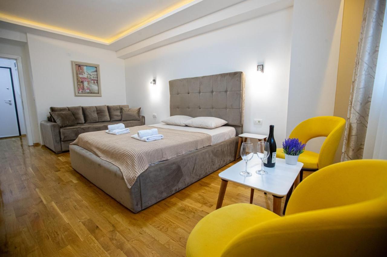 Queens Central Apartments أوهغيد المظهر الخارجي الصورة