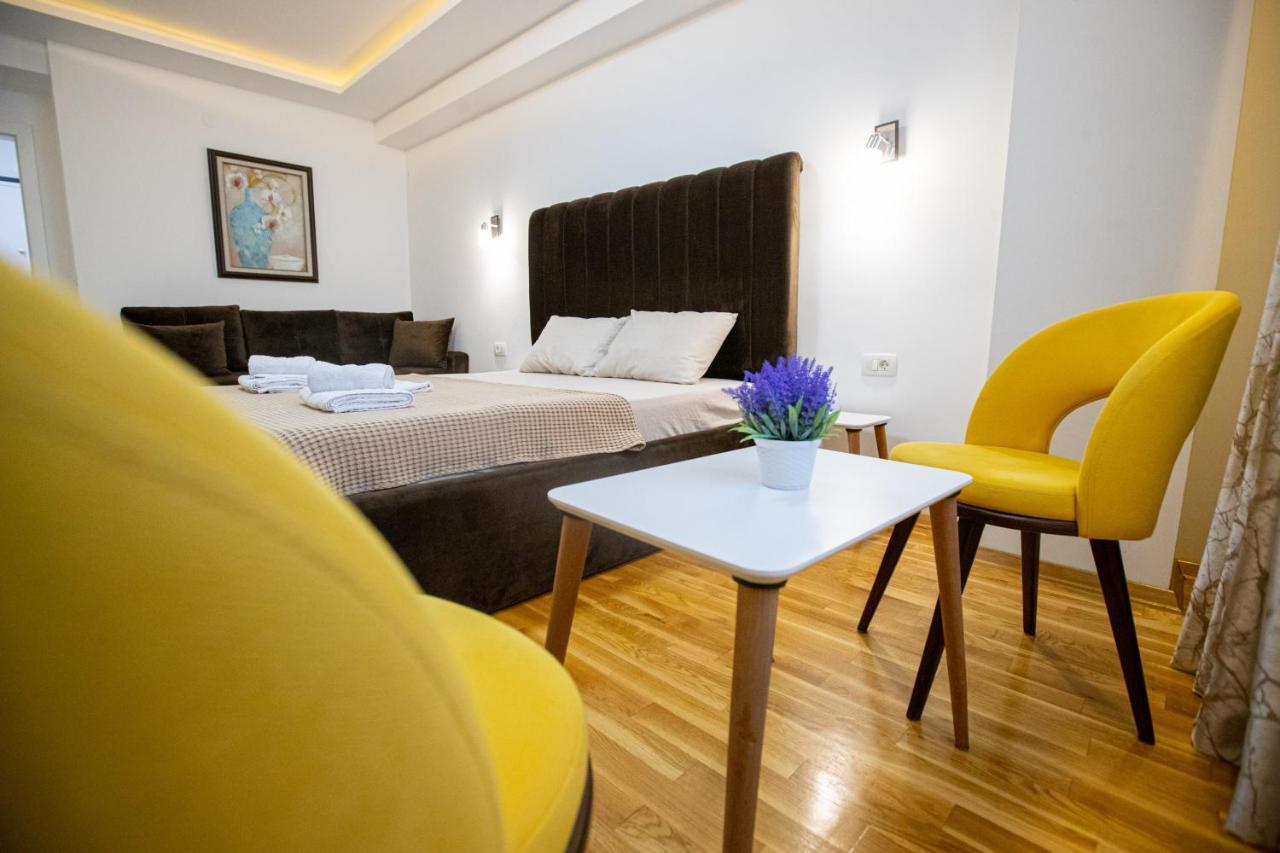 Queens Central Apartments أوهغيد المظهر الخارجي الصورة
