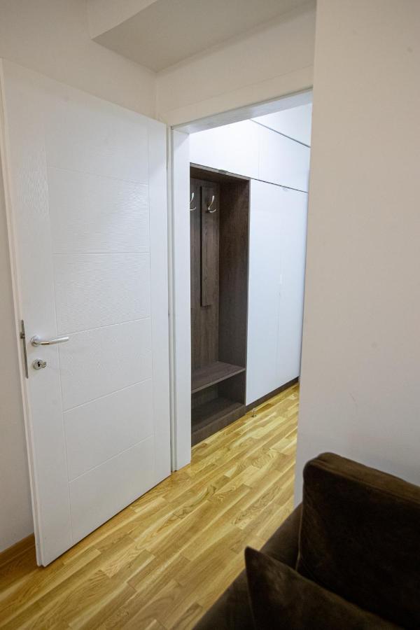 Queens Central Apartments أوهغيد المظهر الخارجي الصورة